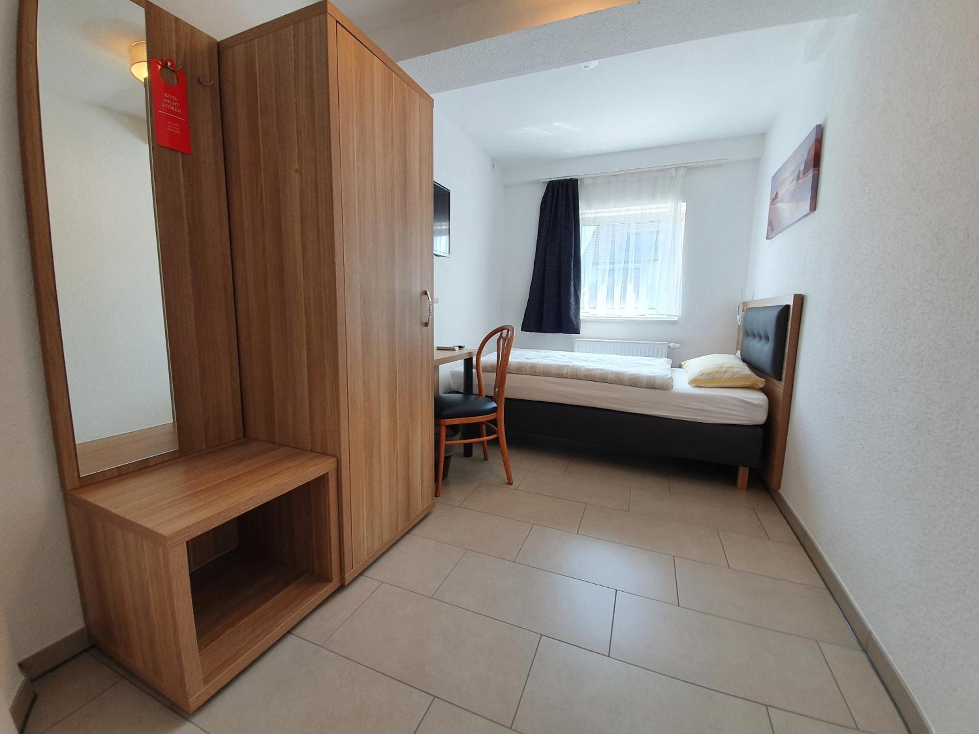 Gap Hotel Langwedel  Chambre photo